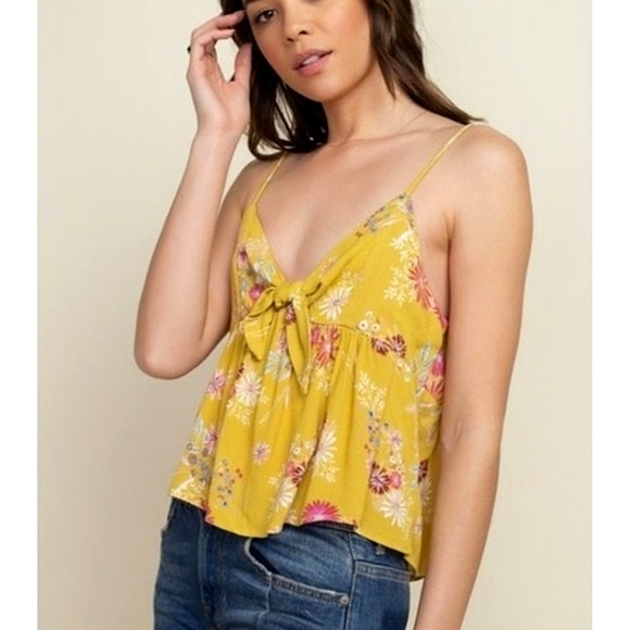 🆕🌿FLORAL PRINT CAMI🌿 - Picture 1 of 6
